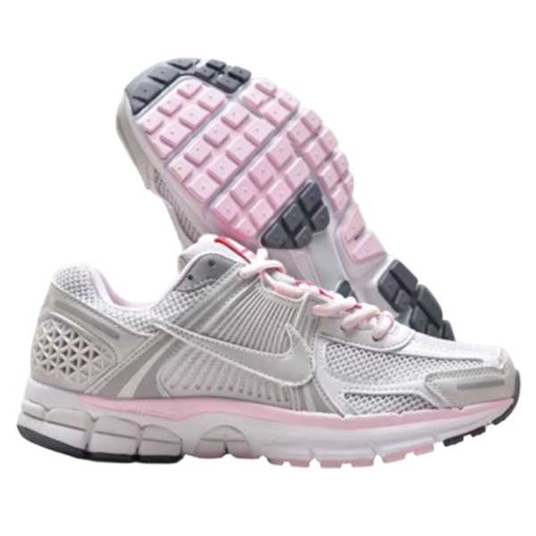 Nike Zoom Vomero 5 520