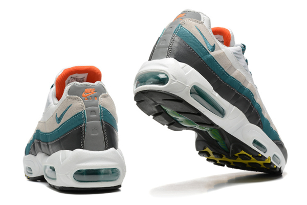 Nike_Air_Max_95__Prep_School__-05