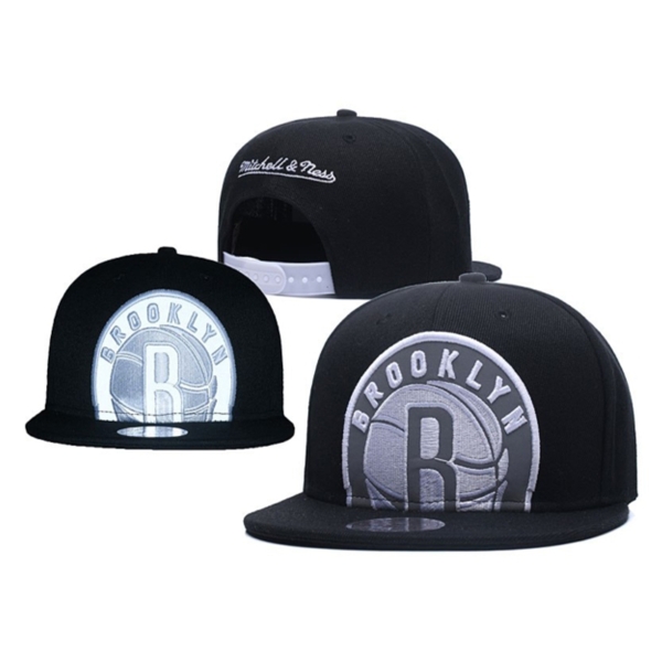 Снепбек Mitchell & Ness Brooklyn Nets XL Logo Black Snapback